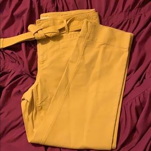New without tags, belted doing chino